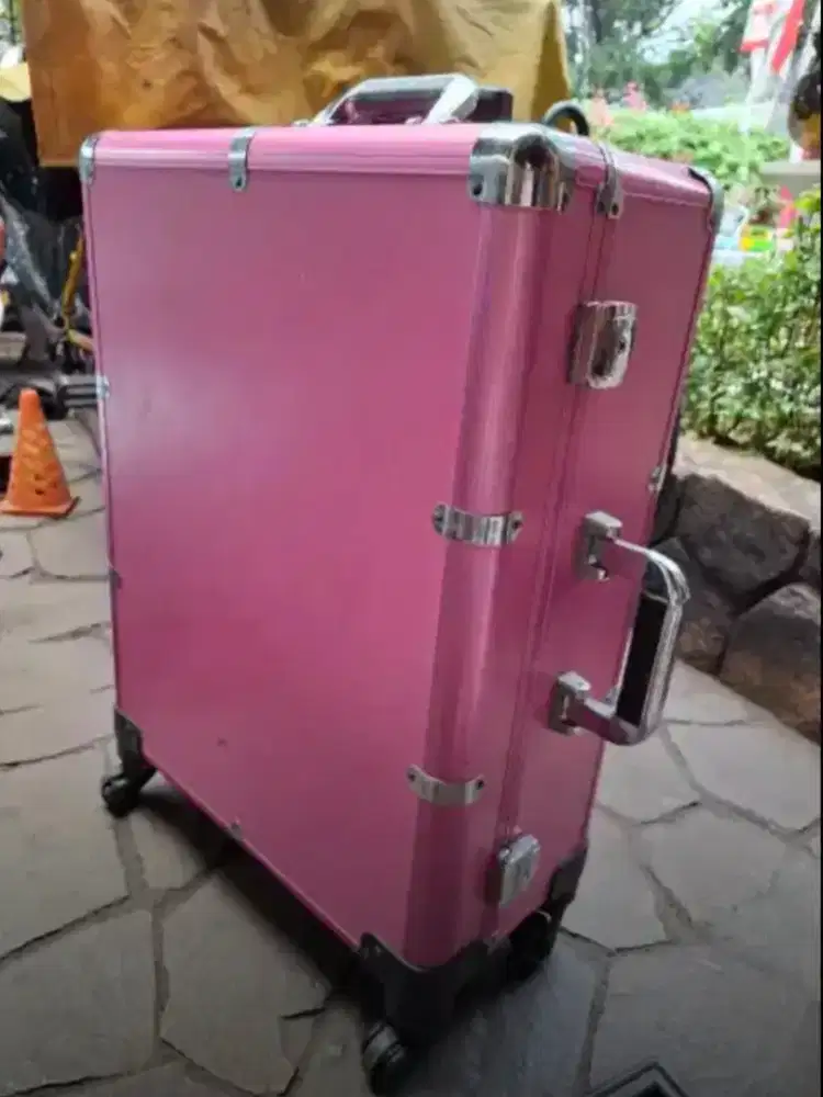 Koper beauty case ukuran besar standing