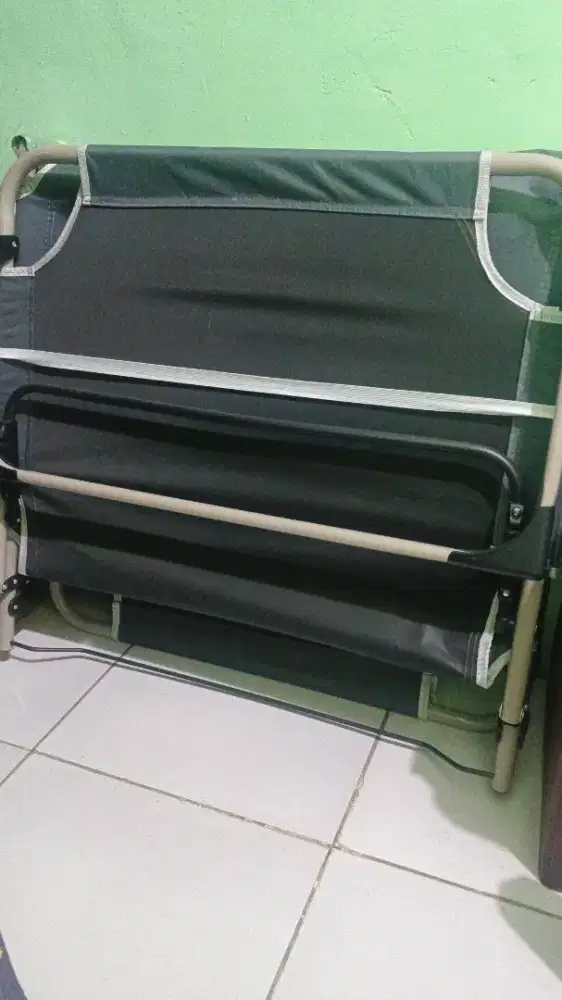 Kursi malas + tempat tidur lipat
