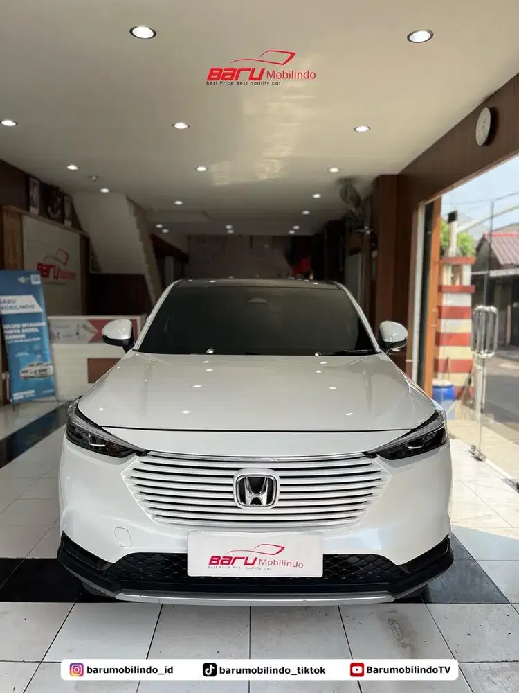 Honda HRV SE 2023 low km full rec honda