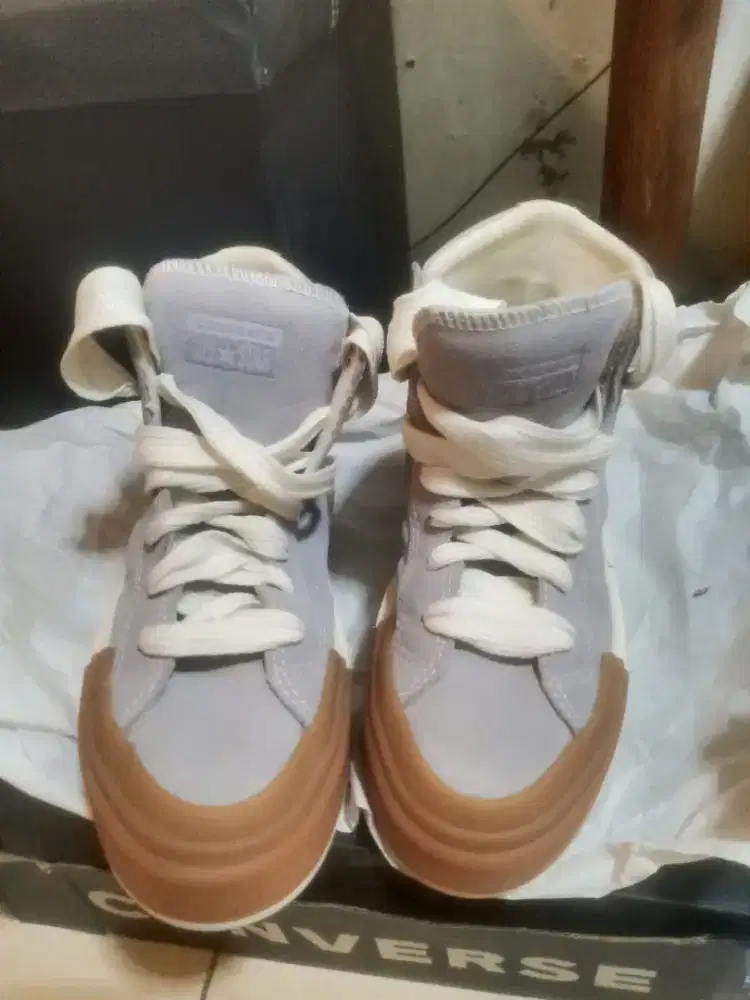Converse kulit original