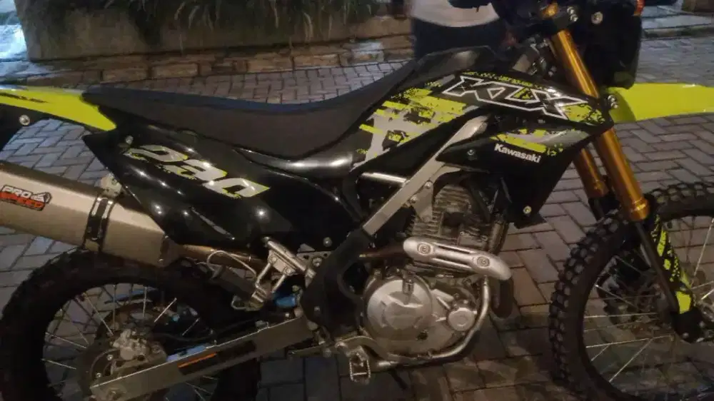 Kawasaki klx 230 nik2022