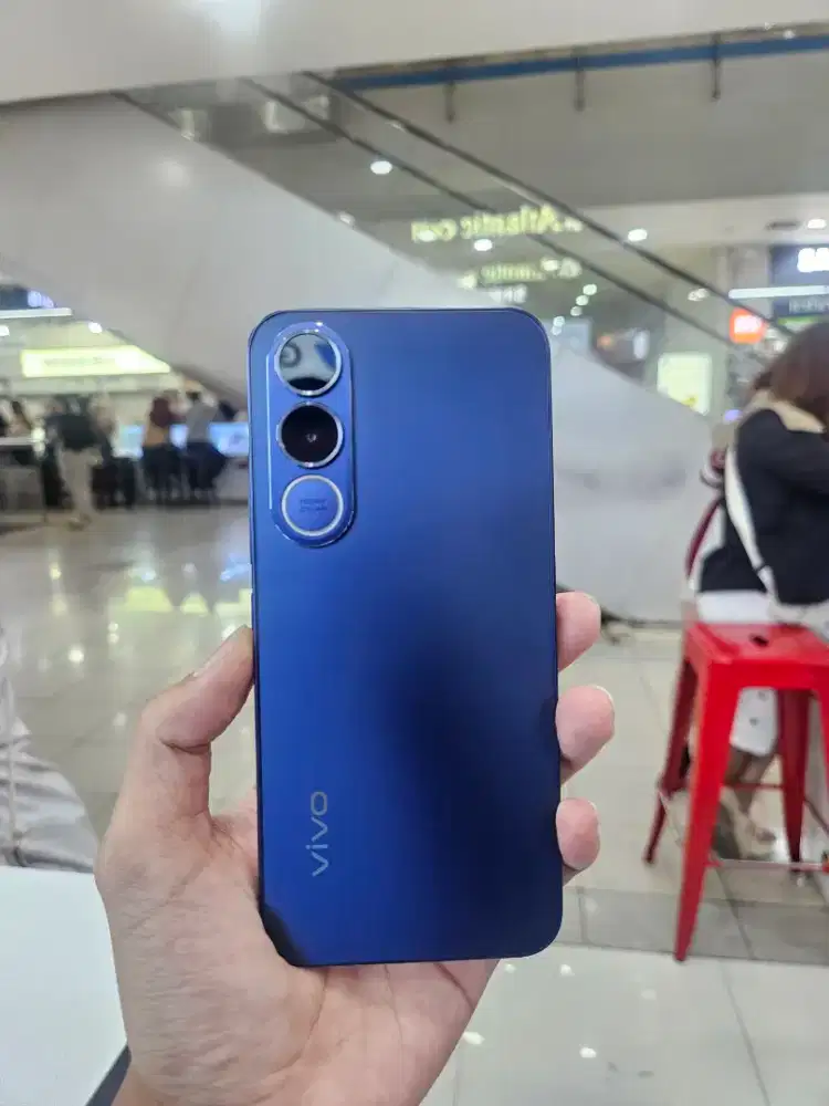 VIVO V70 FE 5G 8/256GB GARANSI RESMI 1 TAHUN