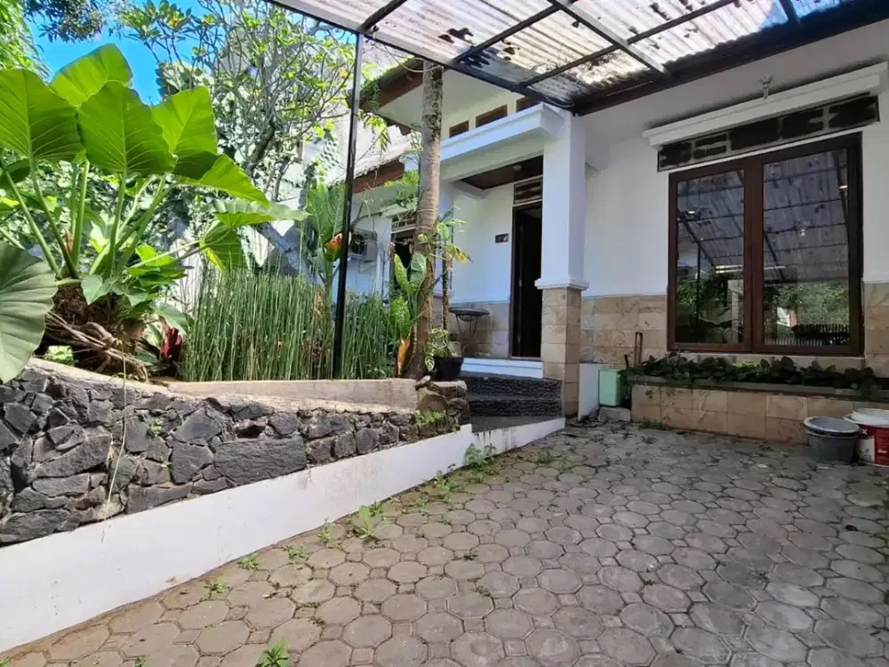 Rumah 1½ Lantai di Komplek Pondok Hijau Parongpong KBB