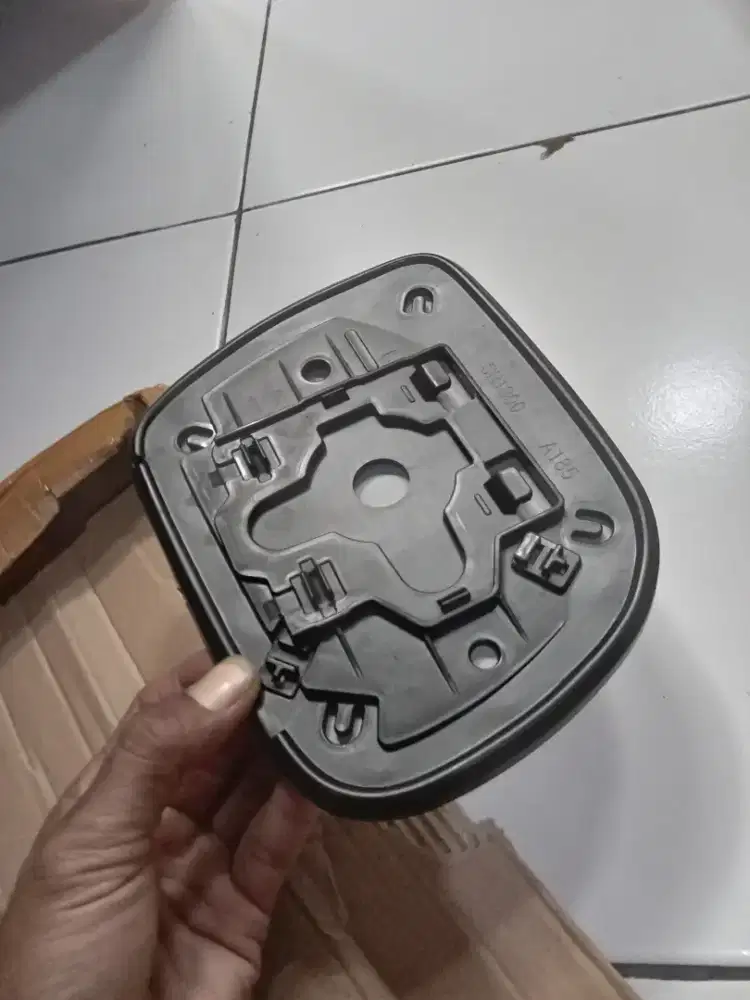 KACA SEPION KIRI