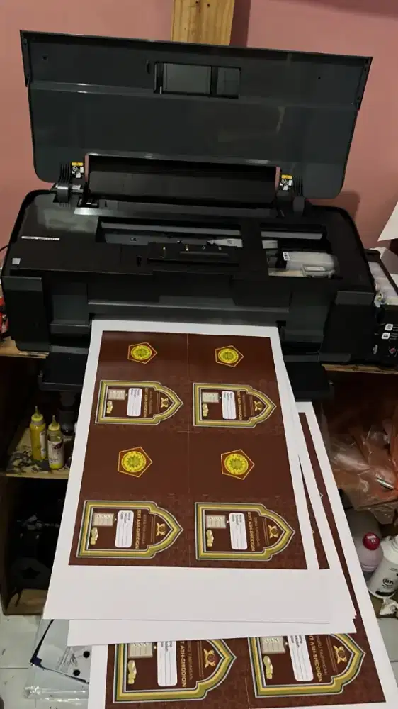 Karyawan percetakan