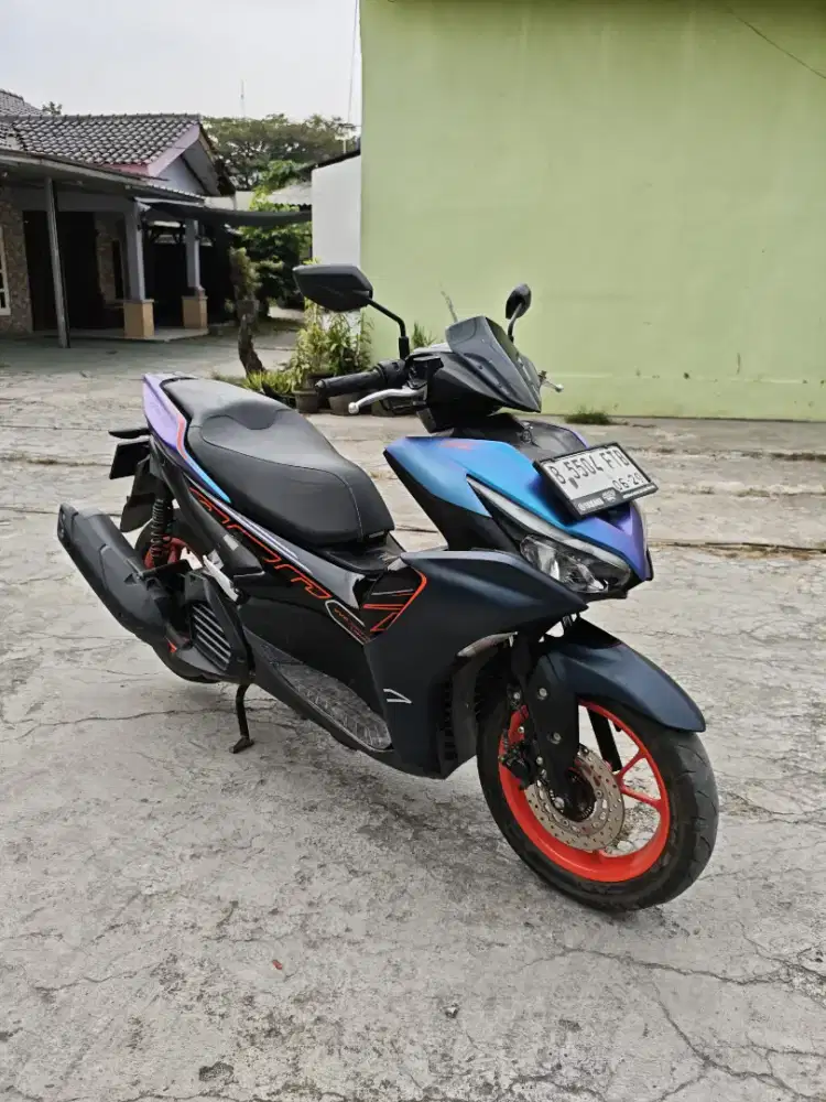 YAMAHA AEROX CYBER CITY