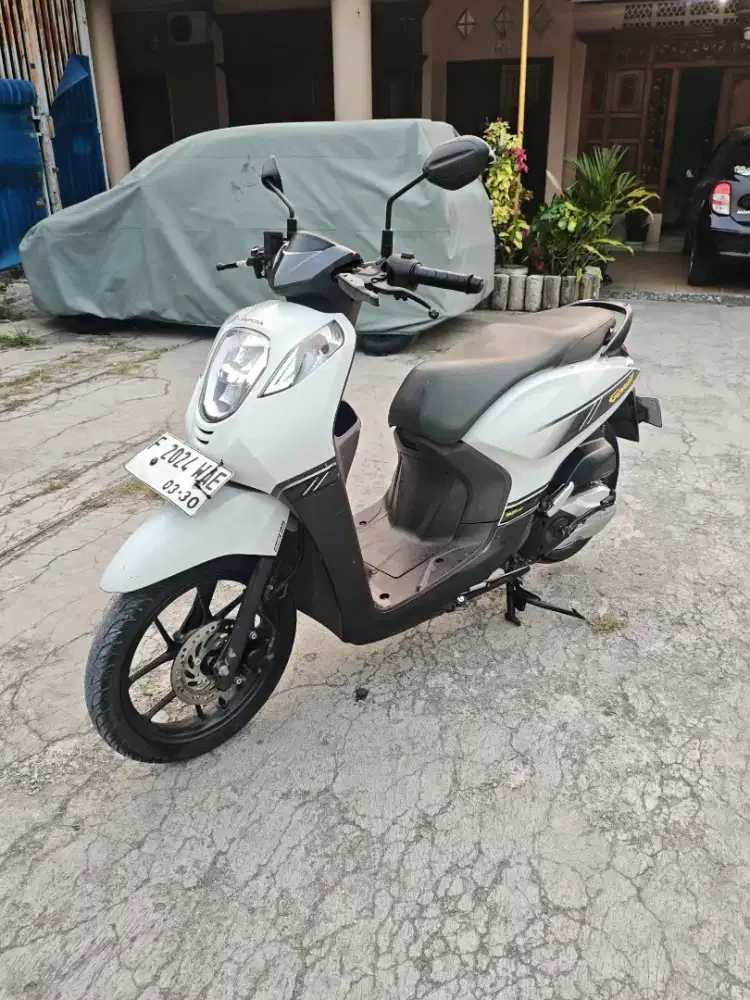 HONDA GENIO 2020 PUTIH