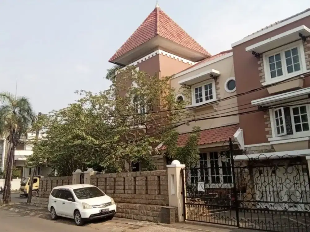 Jual Rumah Hoek Cluster Citra Garden 3 SHM Jakarta