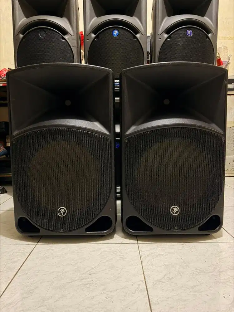Speaker mackie th 15a 1000watt original