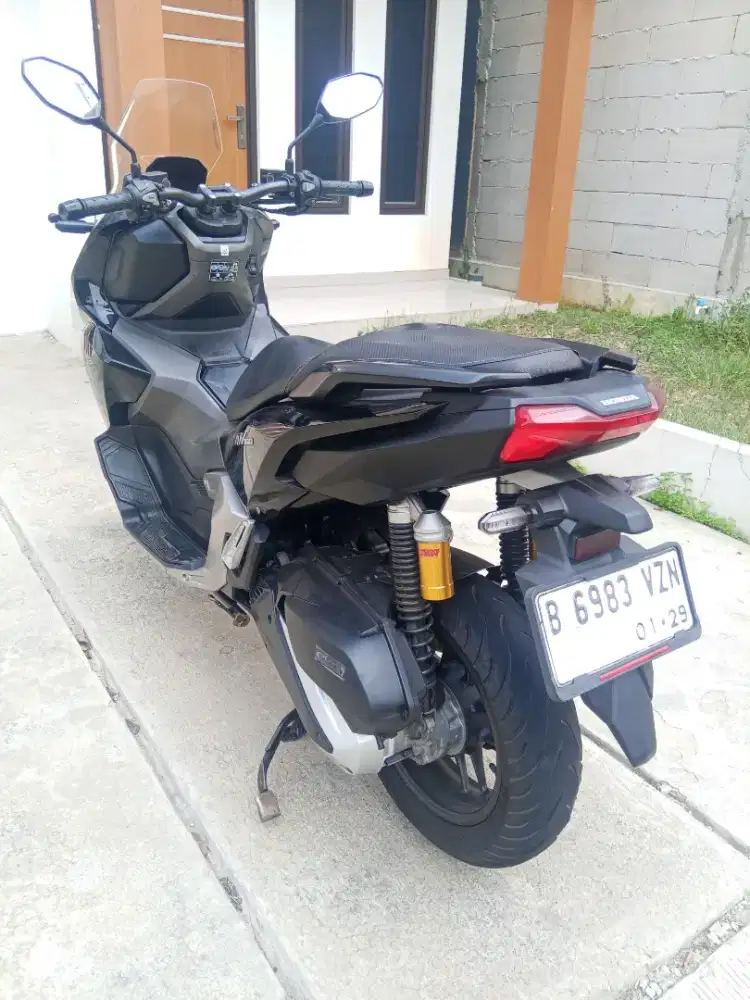 ADV 160 2024 nik 2023 black glossy kondisi semua gresss