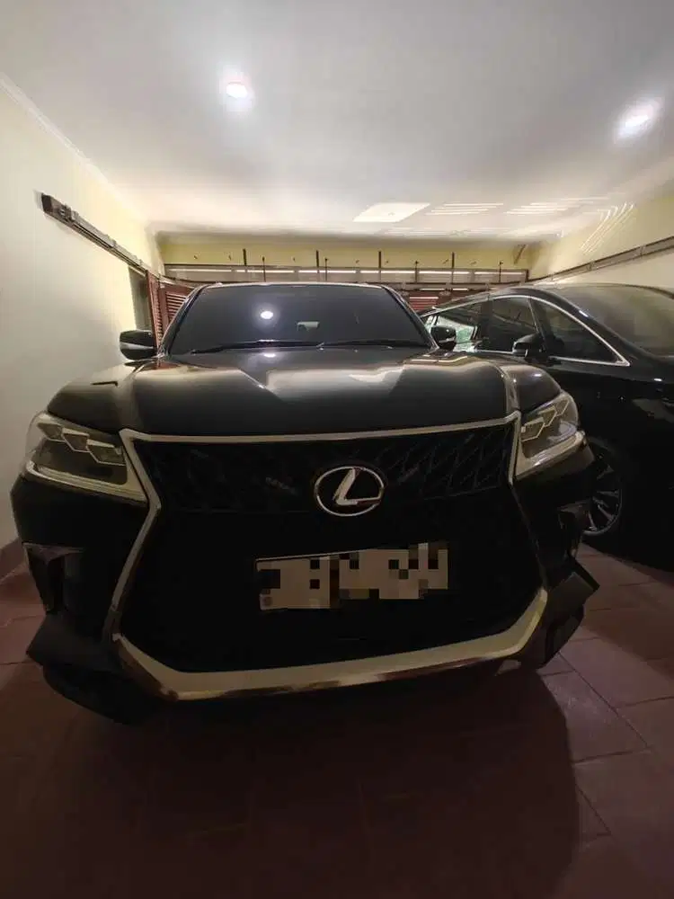 Lexus LX570 2019 Bensin