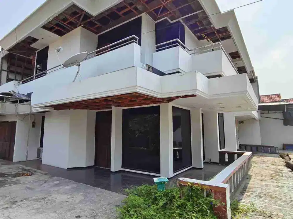 DIJUAL RUMAH TAMAN PONDOK INDAH MURAH SIAP HUNI