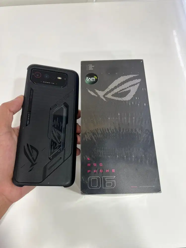 ASUS ROG 6 Ram 8/256