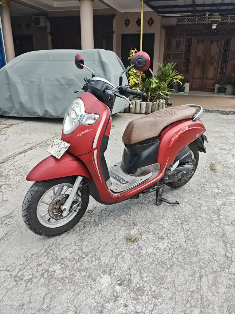 HONDA SCOOPY 2019