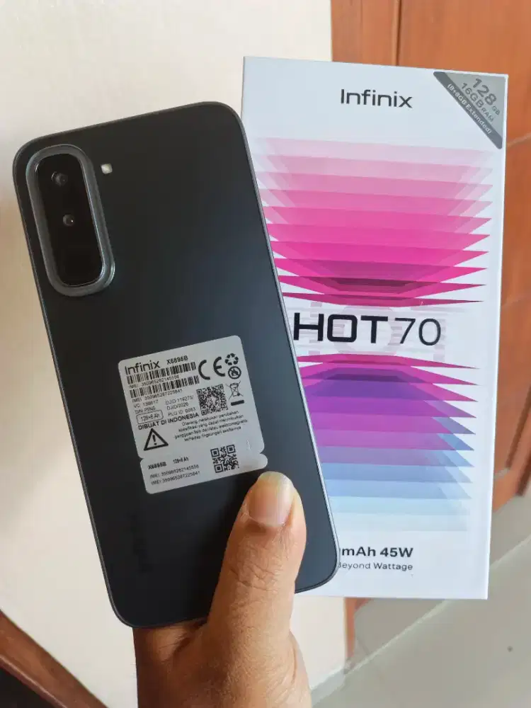 (3 Minggu Pakai) Infinix Hot 70 8/128 Like New