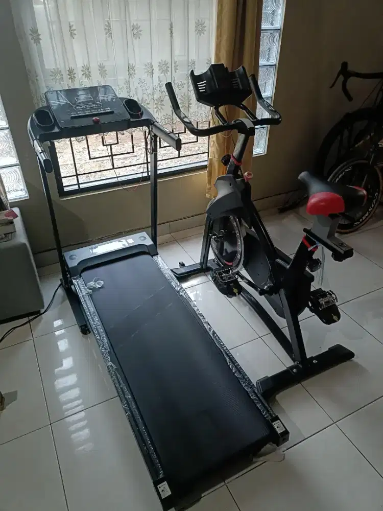 Treadmill dan spinbike