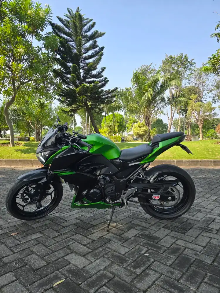 DIJUAL CEPAT Motor Sport KAWASAKI Z250 Mulus