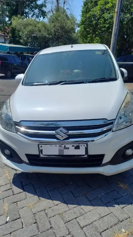 Ertiga tangan pertama ori