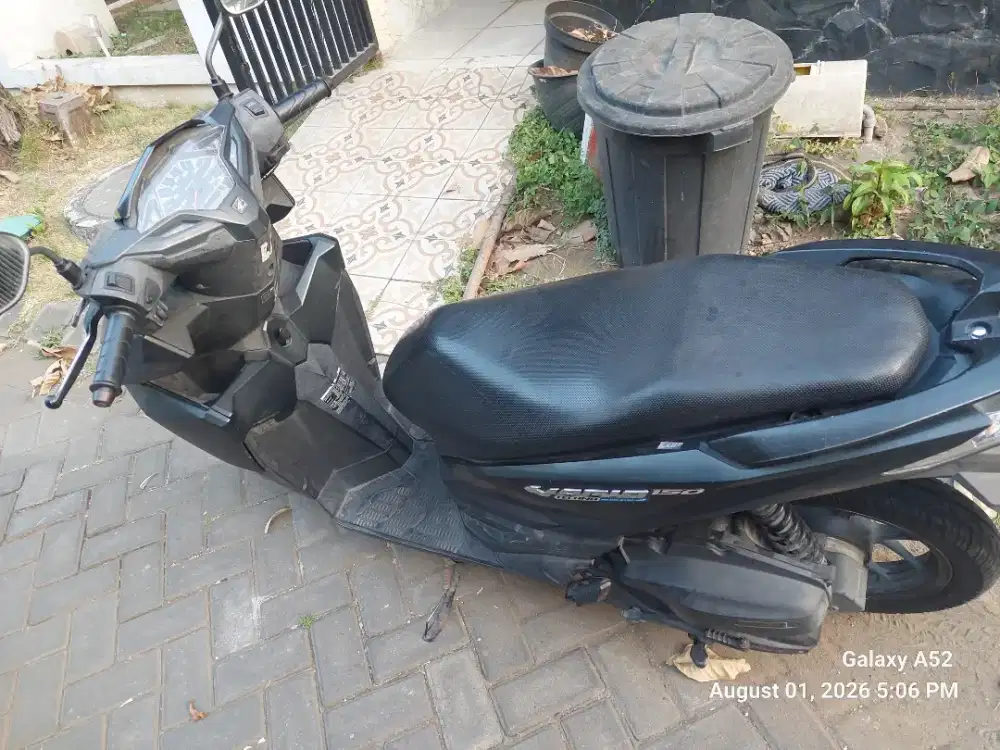 Sepeda Motor Honda Vario 150cc 2015 hitam