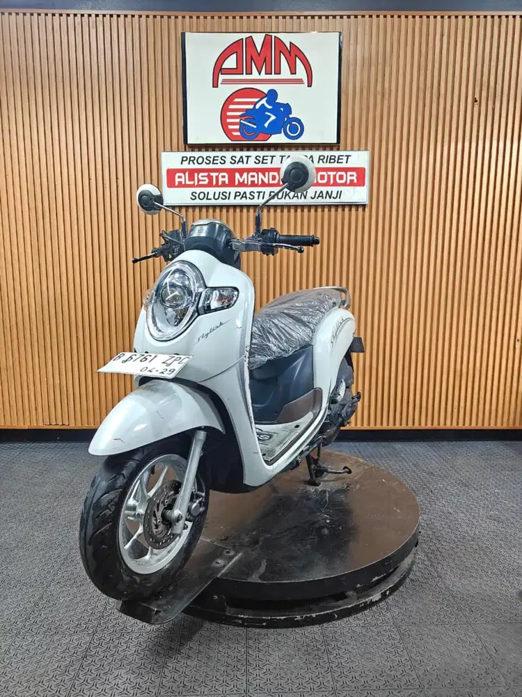 SCOOPY STYLISH 2019. GREESS BERGARANSI. CASH/KREDIT. SS LENGKAP. NEGO