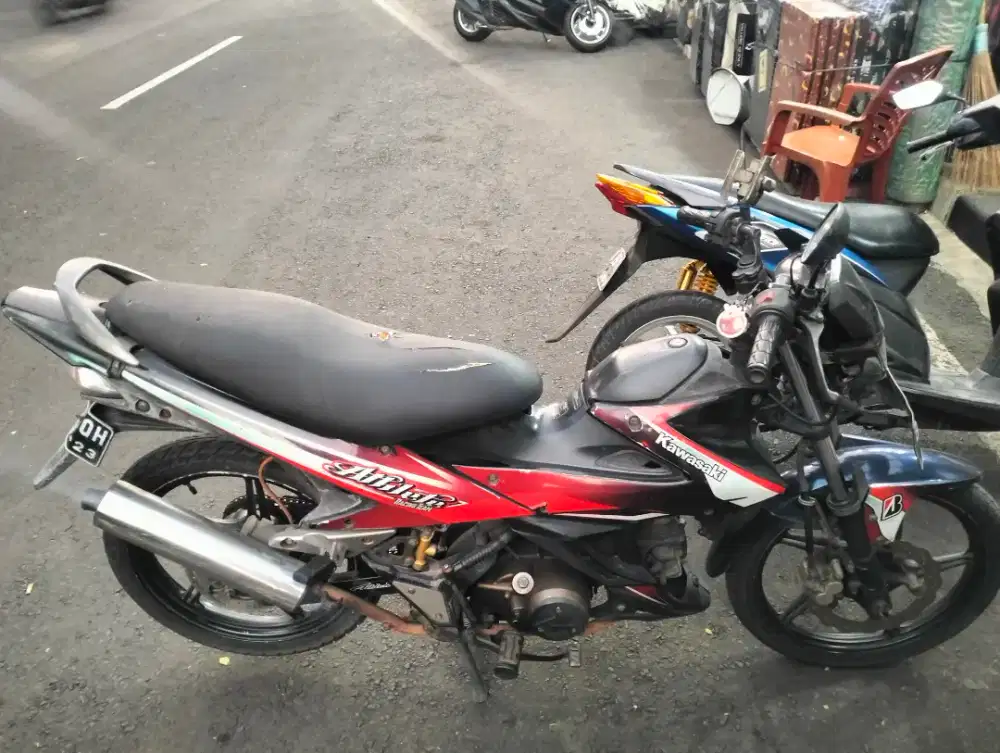 KAWASAKI ATHLETE 2009 MOTOR SEHAT TINGGAL PAKAI TT