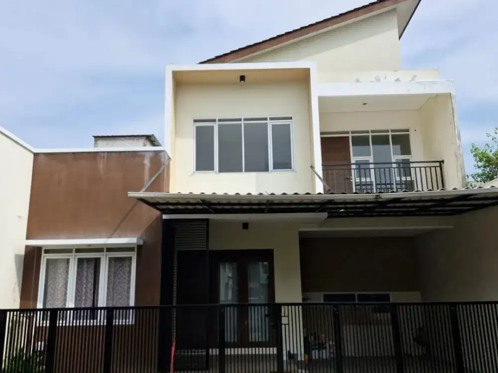 Jual Rumah LUAS, TERAWAT, Harga MURAH dekat Tol Kopo Bandung