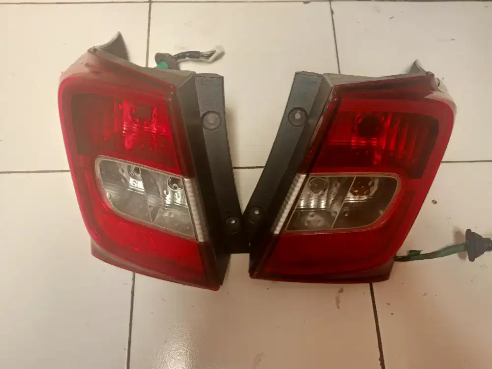 Stop lamp Honda Freed 2012
