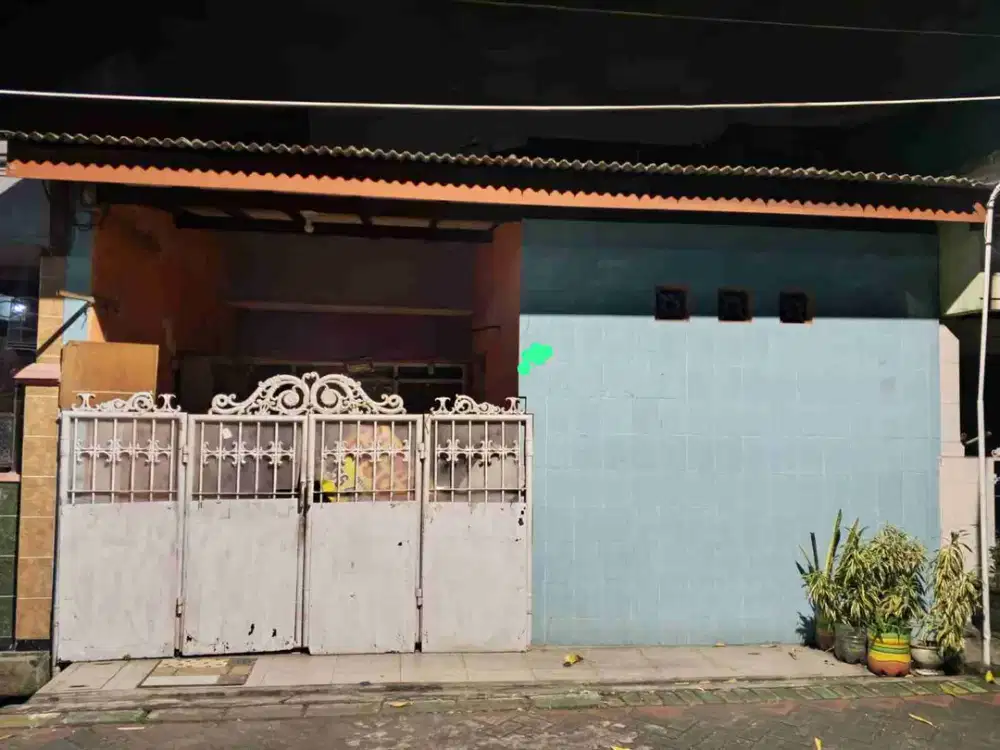 DIJUAL RUMAH GUNUNG SARI INDAH WIYUNG SURABAYA BUTUH RENOV