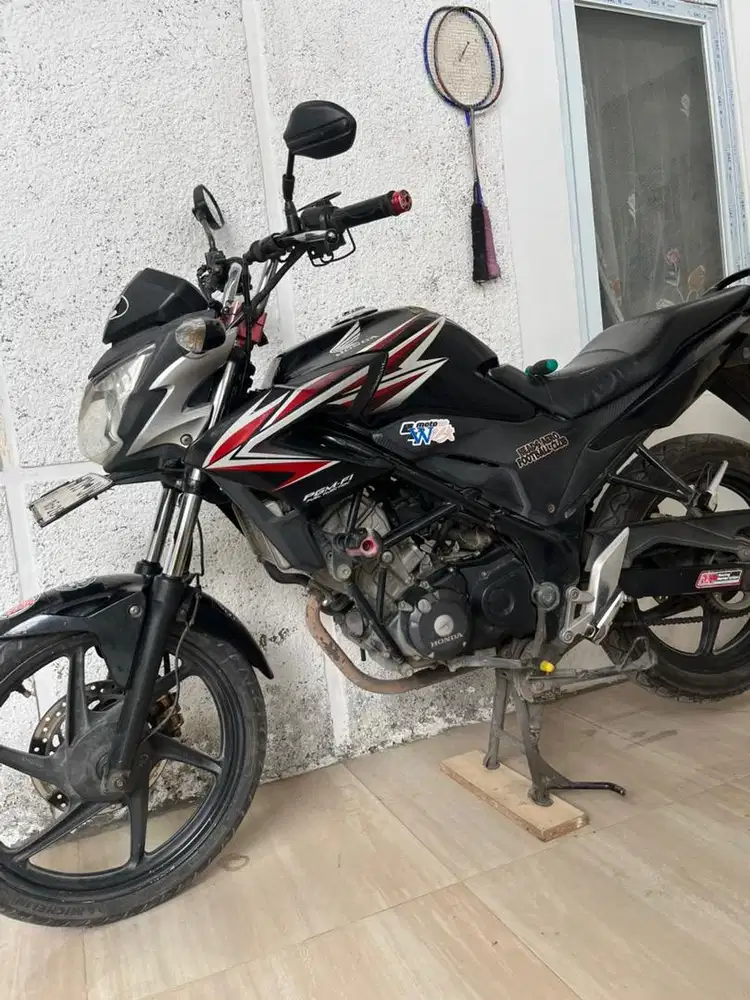 Jual cepat motor Cbr 150