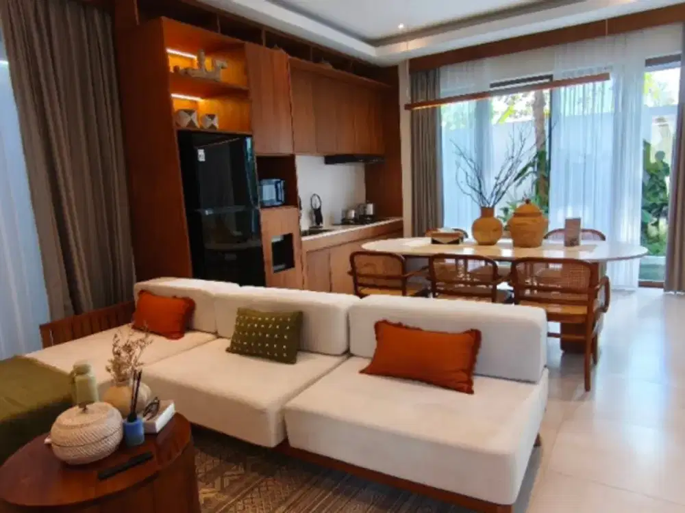 FREEHOLD OR LEASEHOLD STRATEGIC QUIET LUXURY VILLA IN RENON SANUR