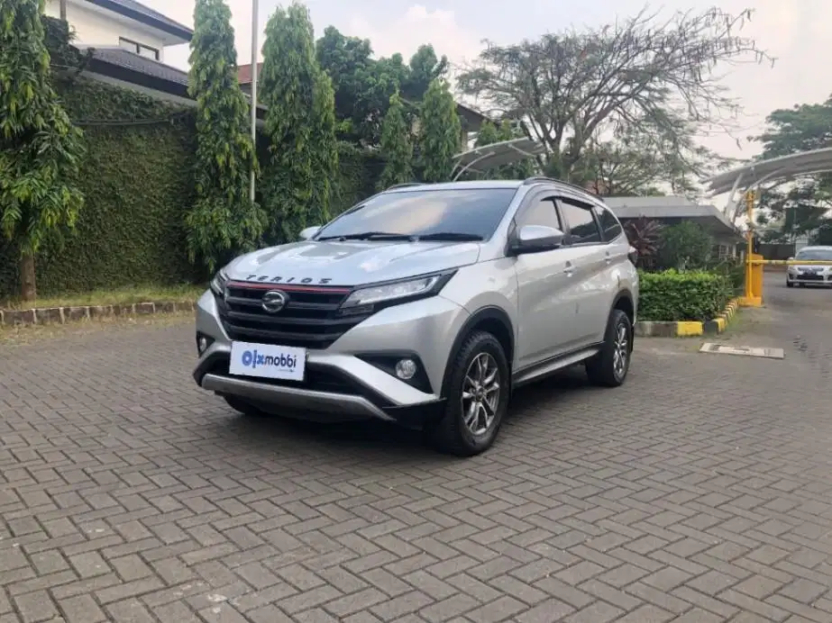 TDP 10 JT Daihatsu Terios 1.5 R Bensin-AT Silver 2018