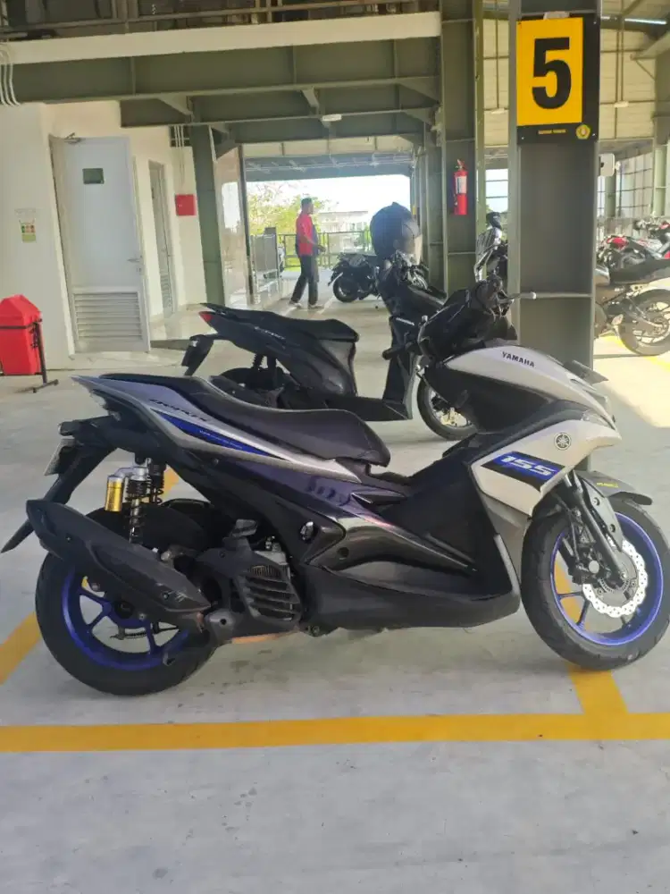 AEROX TYPE R 2019