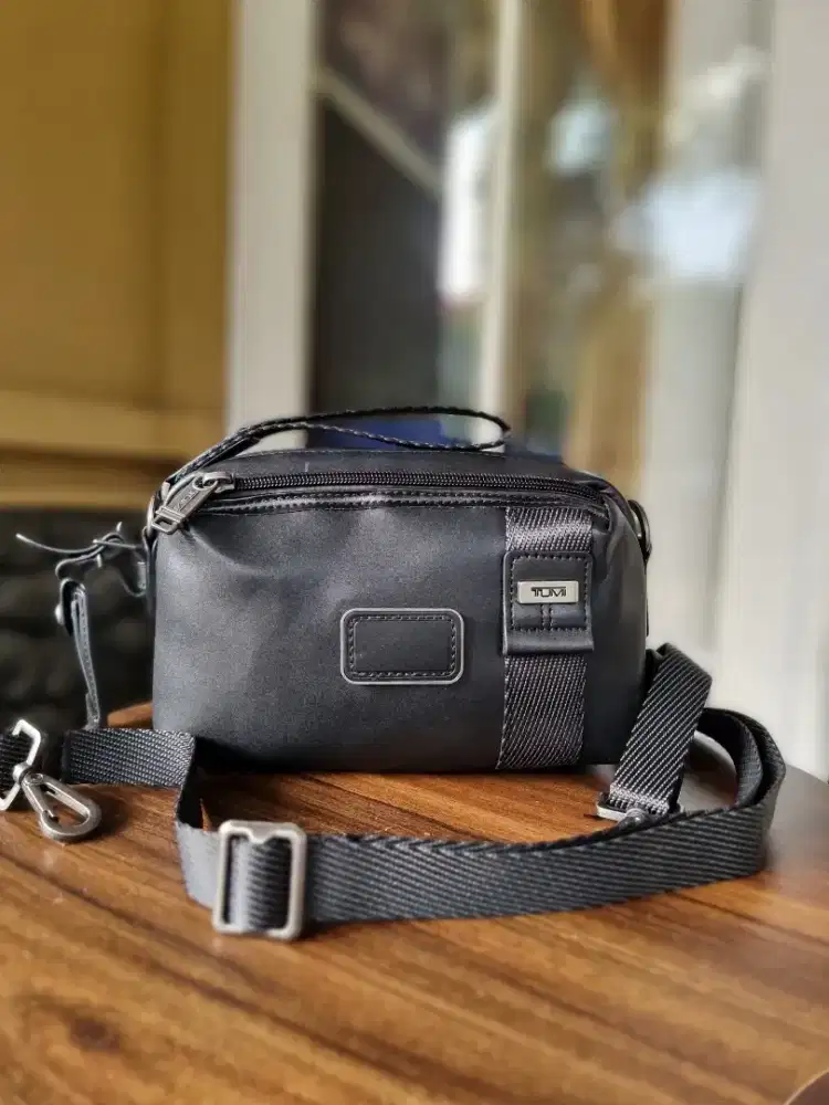 Tas slingbag bisa handbag TUMI