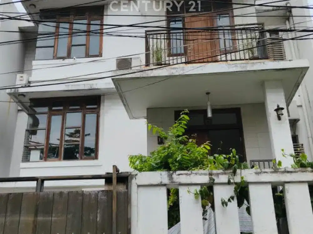 Rumah Dijual Siap Huni Selangkah Ke SCBD Senopati Kebayoran Baru