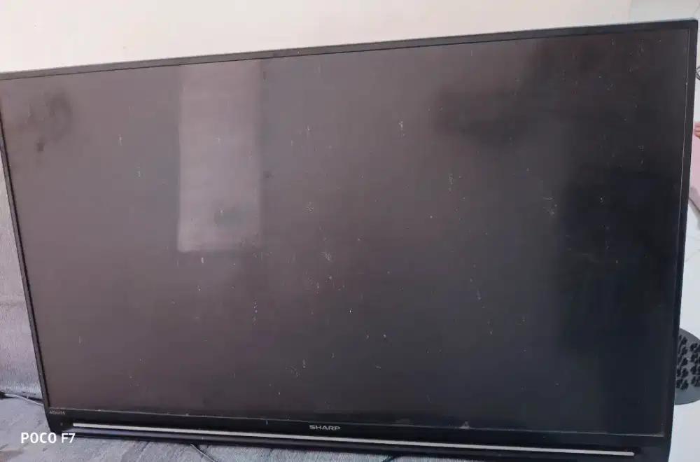 Di jual Sharp TV LED Aquos 32 inch second