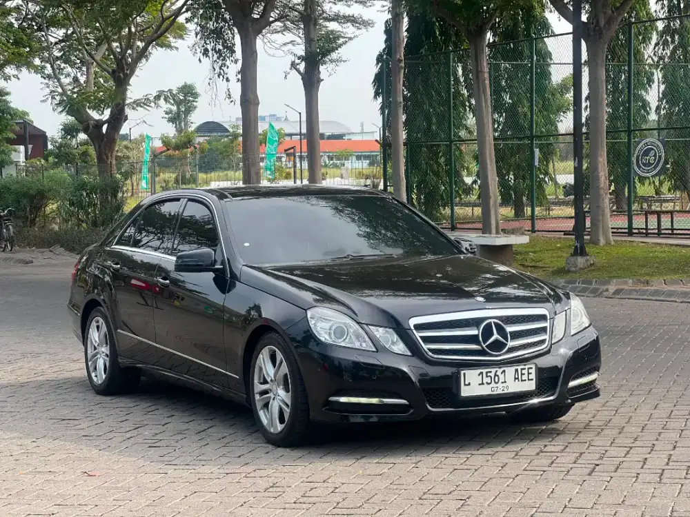 MB E300 2011 AMG Panoramic
