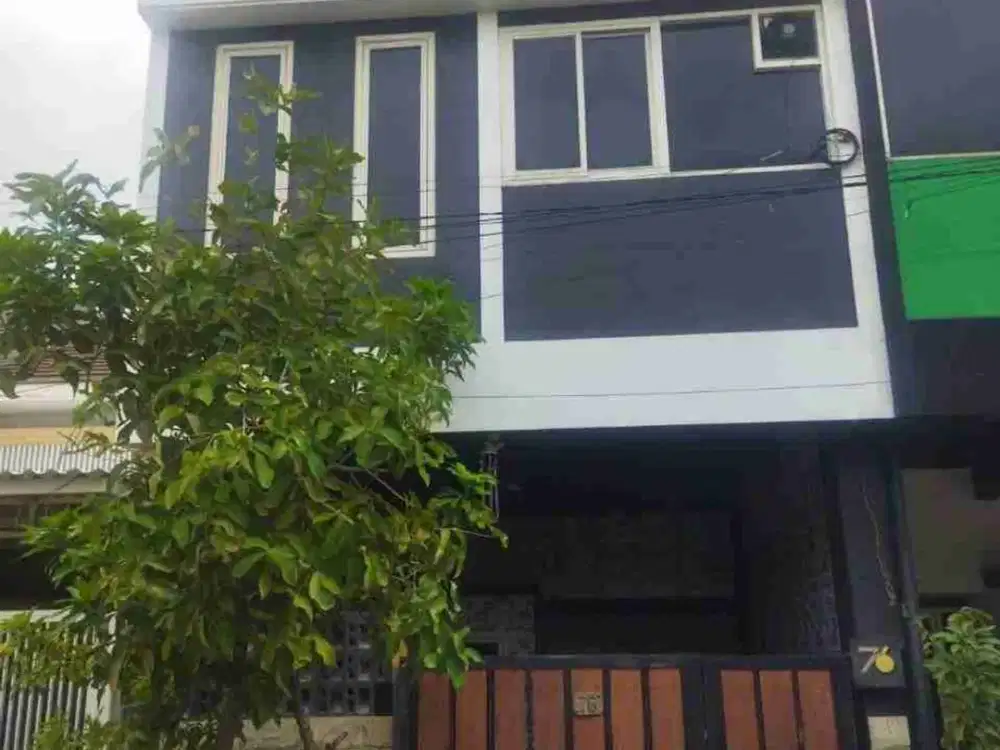 TAMBAK MEDOKAN AYU RUNGKUT SURABAYA
10 menit ke Universitas Pembangunan Nasional (UPN)
