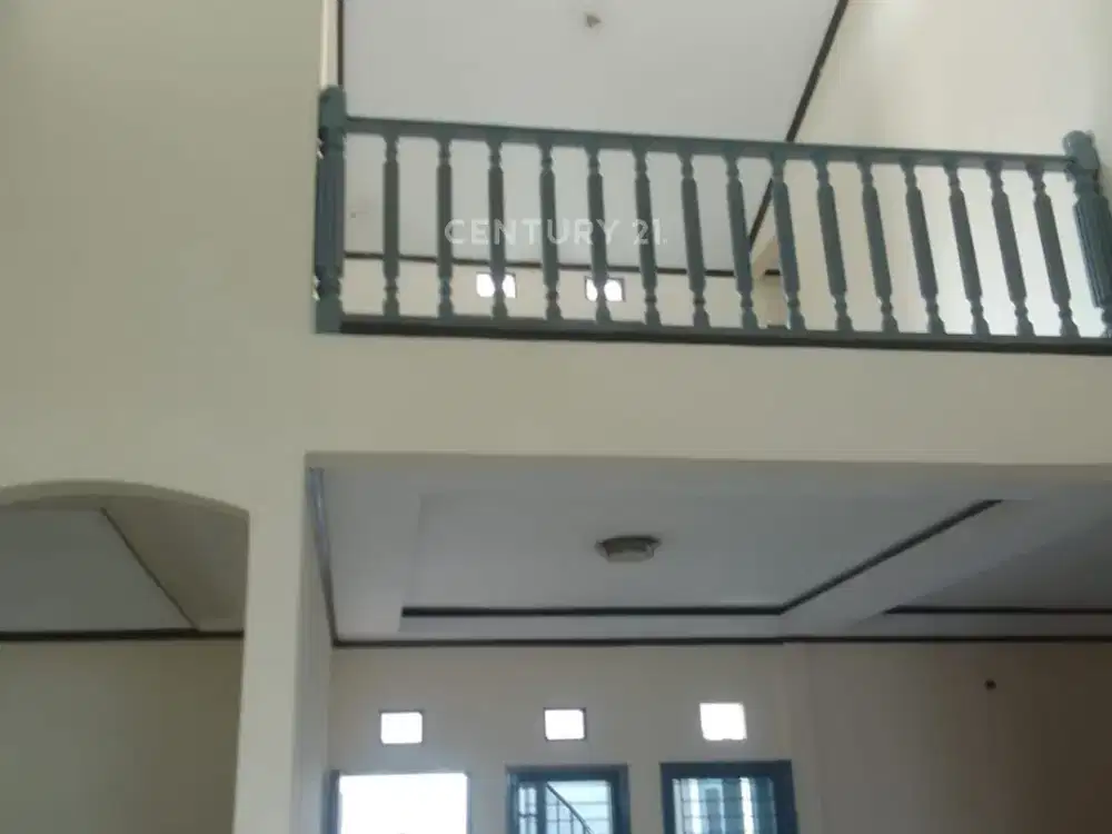 Rumah 2 Lantai Bebas Banjir Di Pondok Kelapa S8324