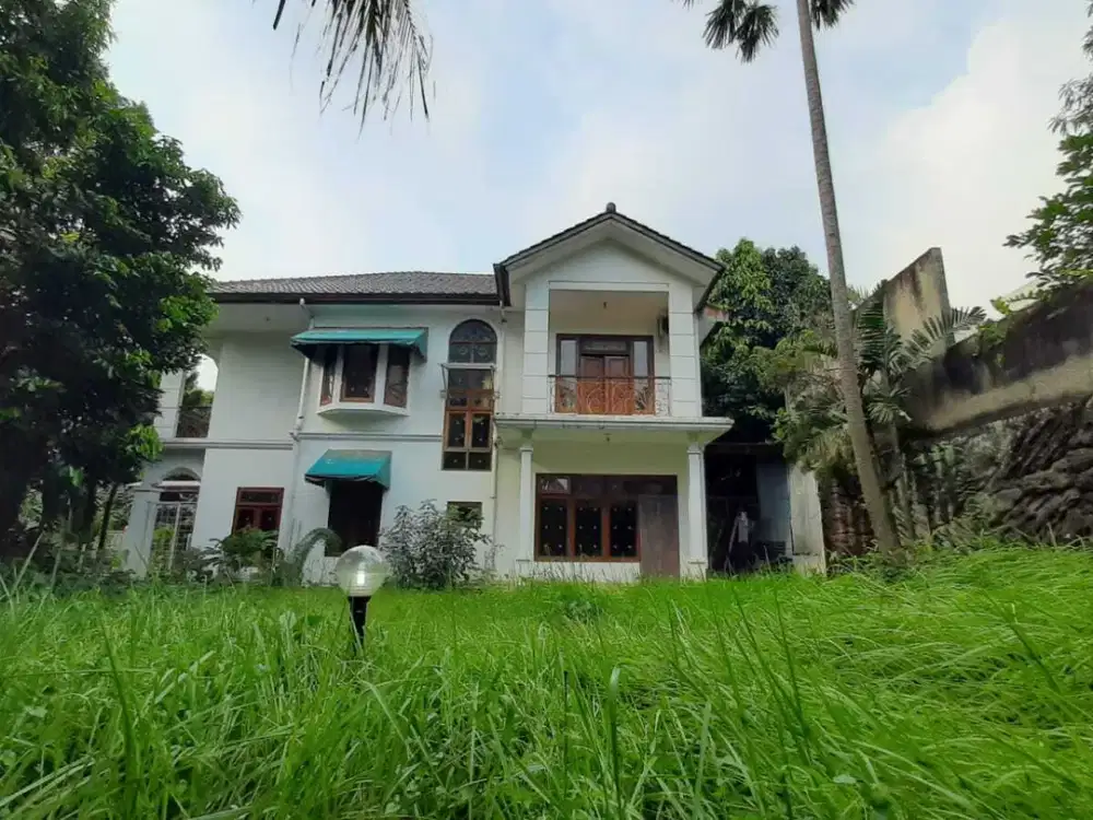 Rumah Harga Kavling Halaman Luas Anggrek Loka BSD city