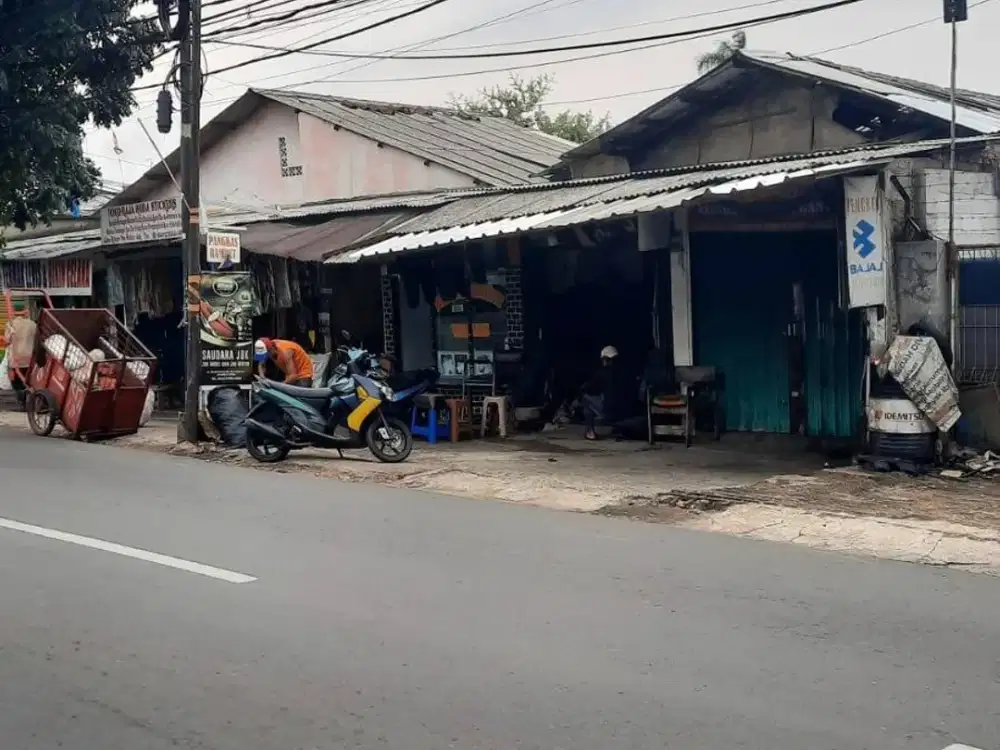 Kompleks Usaha Lokasi Strategis Di Ciracas Jakarta Timur S7165