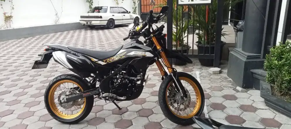 Di jual KLX SM 150 TH 2024 full orignal,