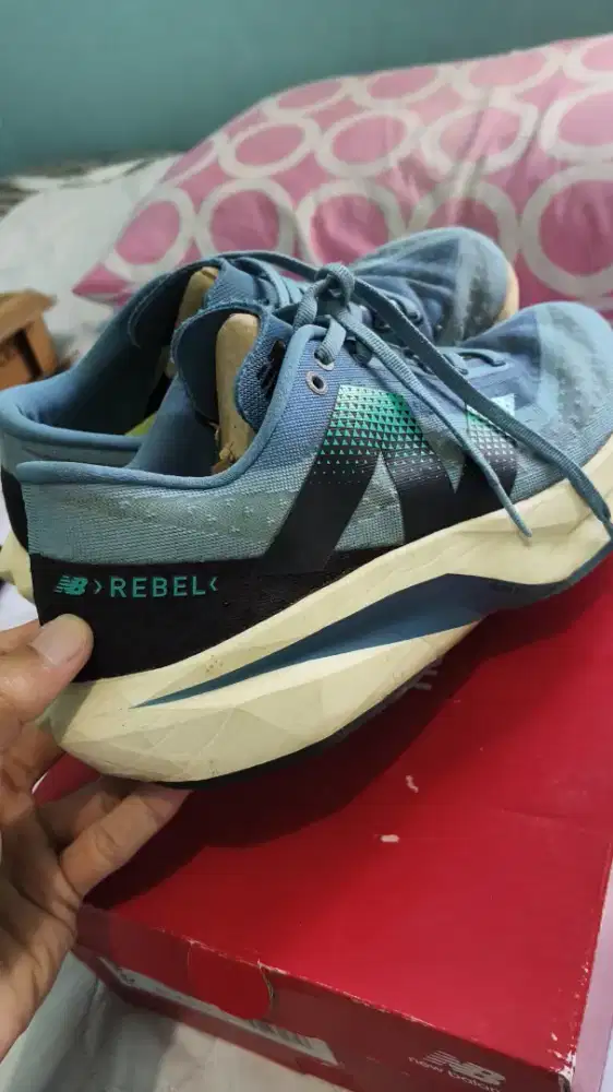 Sepatu Running New Balance Rebel V3 ( Istimewa