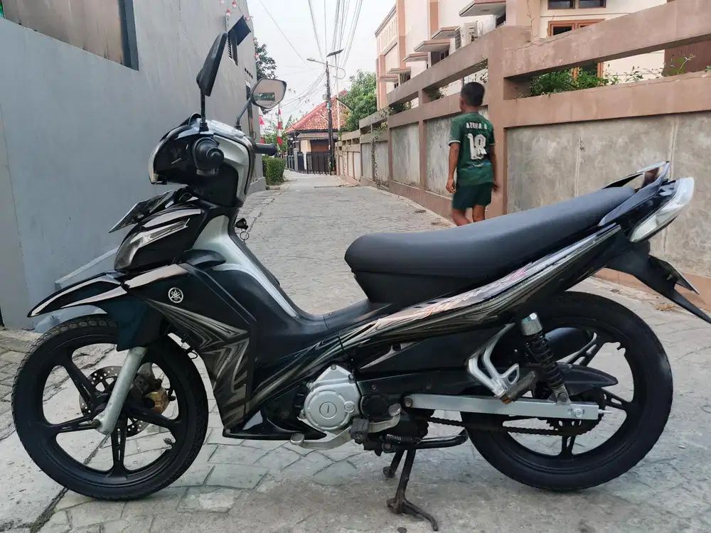 Yamaha Jupiter zx 2011 stater tokcer halus mulus terawat