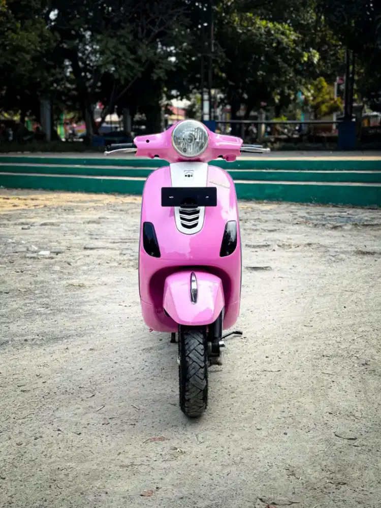 VESPA LX 125 IGET 2018 PINK - TERMURAH SEINDONESIA