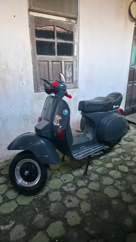Vespa PX 150 Exclusive