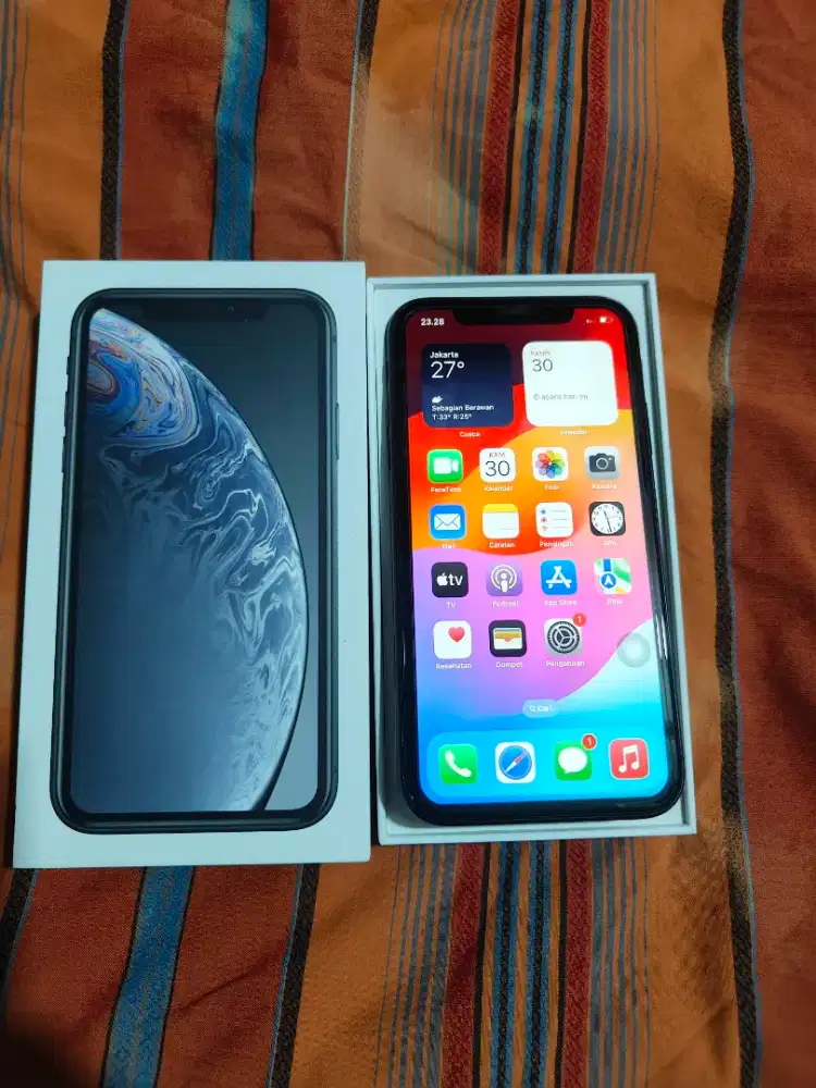iPhone xr.128gb.ibok