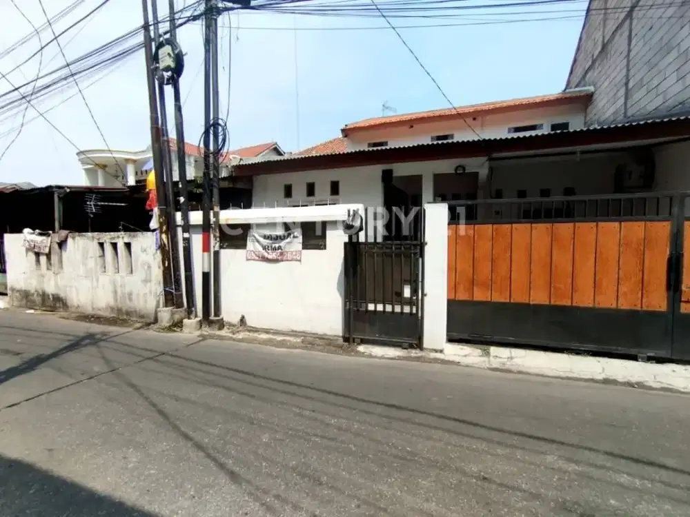 Rumah Tinggal Dekat Fasilitas Umum Di Kramat Jati S8016
