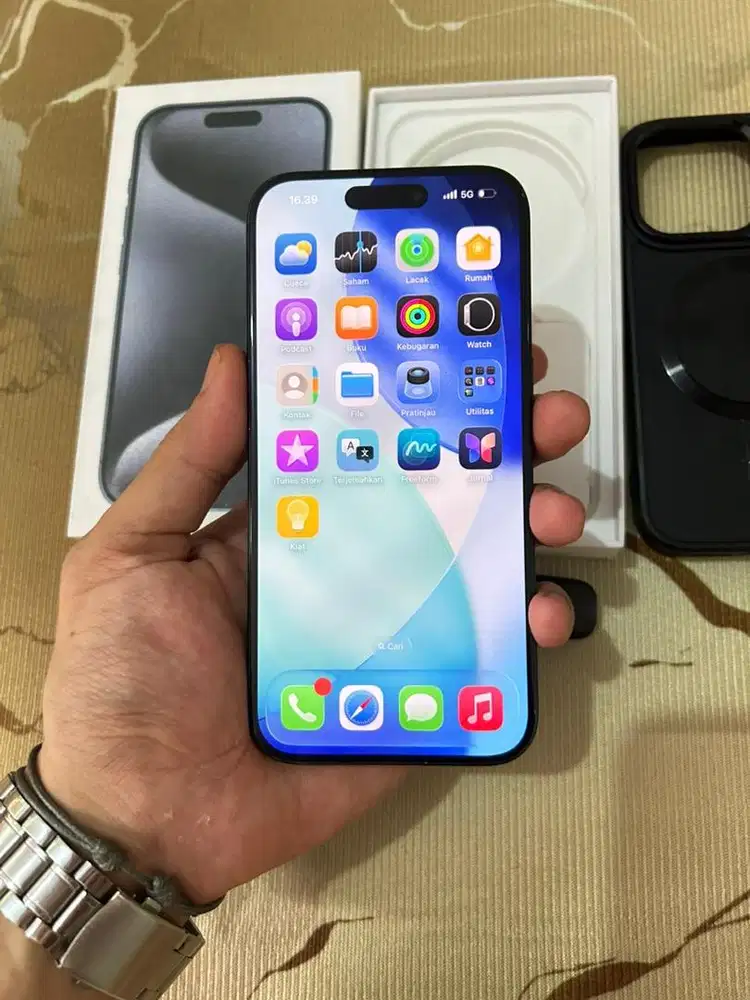 Iphone 15 pro 128gb inter all operator 5G bukan simlock
