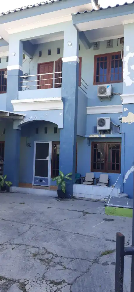 Di sewakan cepat Rumah strategis di Surabaya Timur