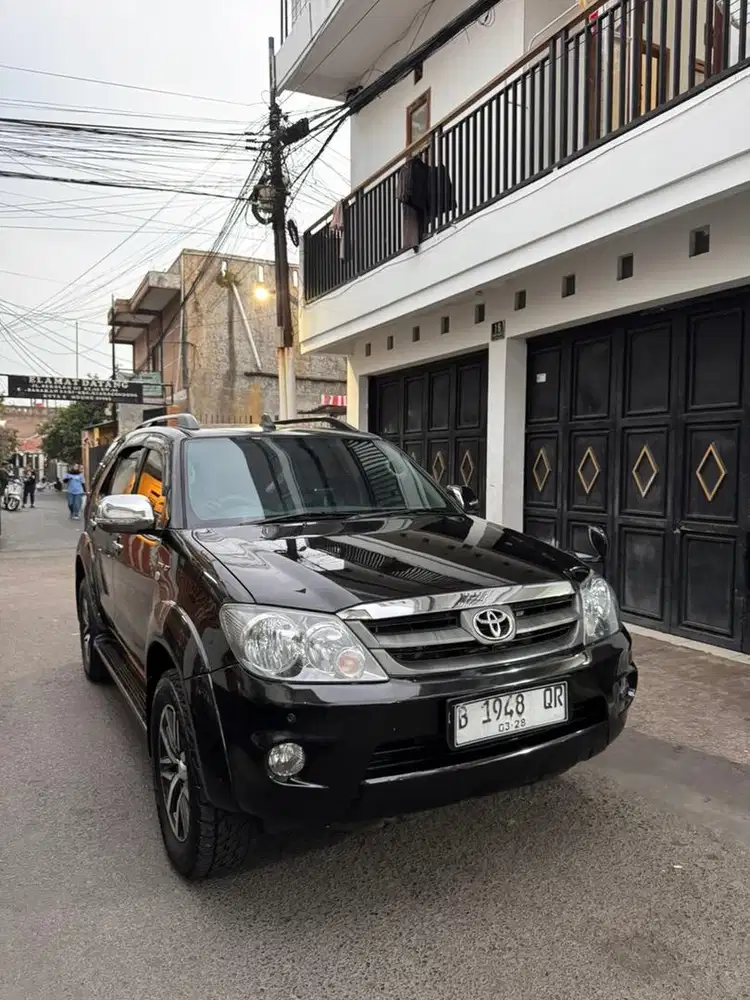 Toyota fortuner G luxury 2008 A/T istimewa siap pake